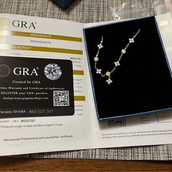 Woman bracelet with moissanite stone - Picture 7 of 7